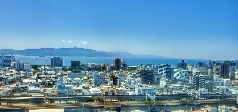 地元企業をデザインで応援する理由